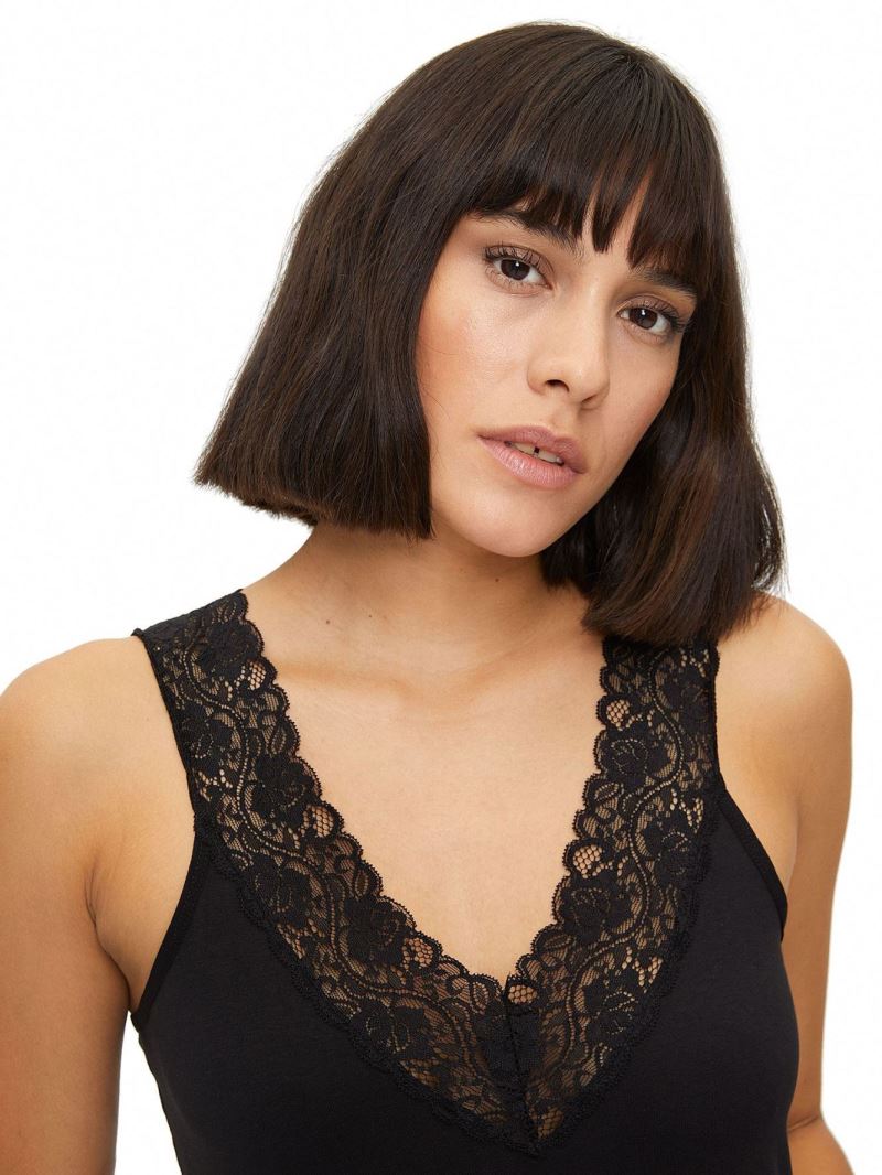 BROSS WOMEN LYCRA LACE-COLLAR WIDE STRAP VEST BLACK