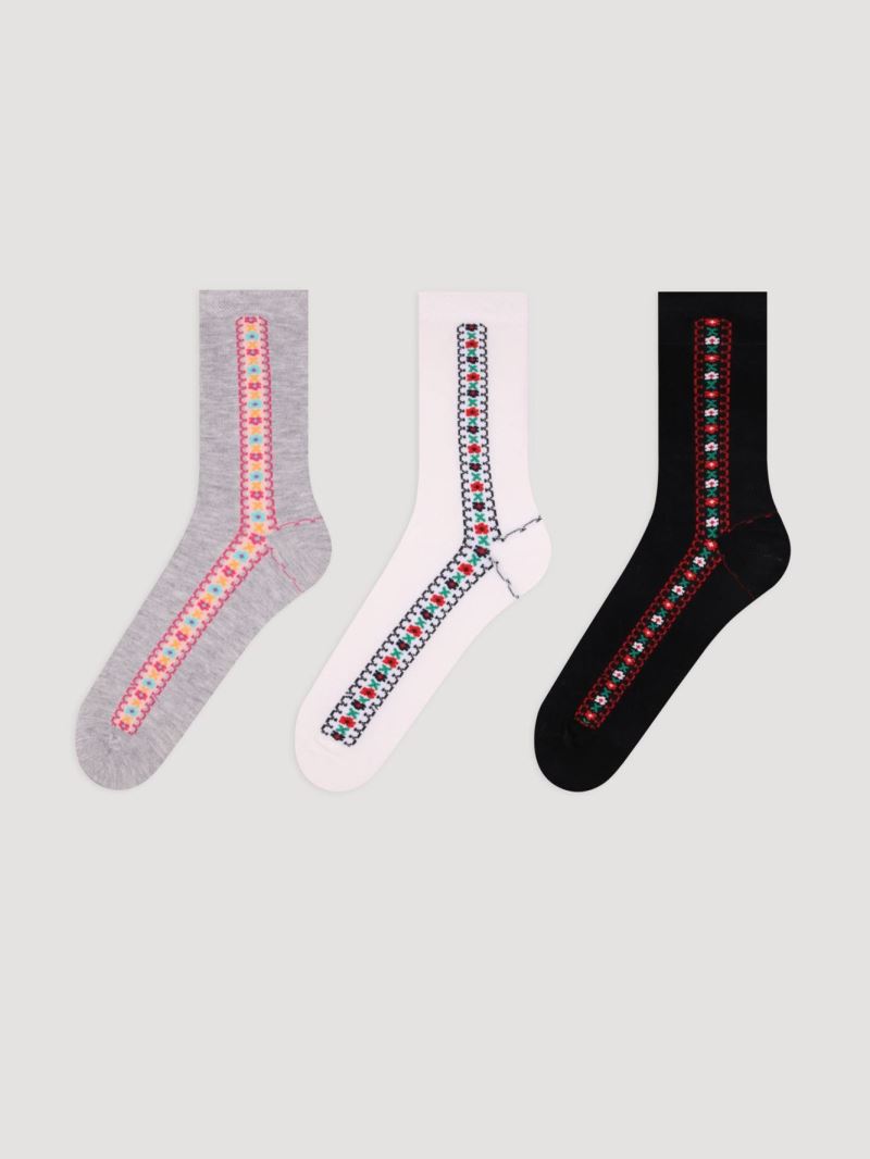 BROSS TILE PATTERNED BAMBOO WOMEN S SOCKS ASORTY