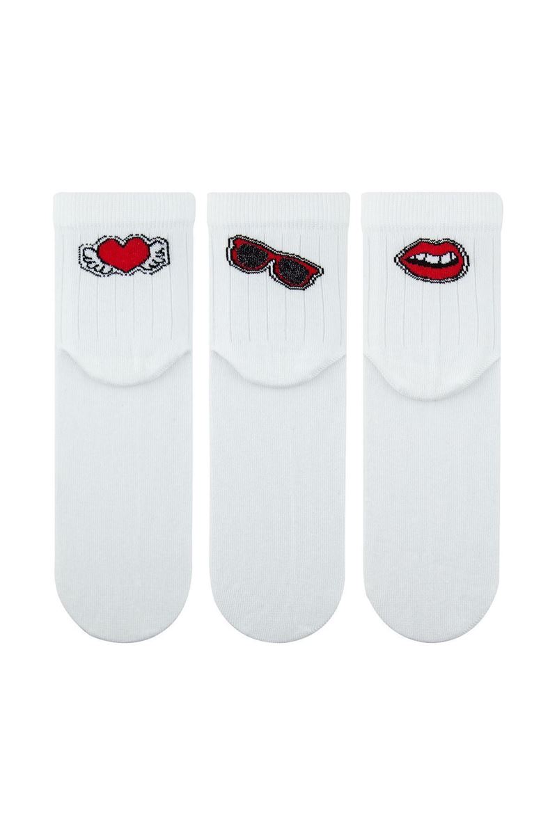 WOMEN RED MID-CALF SOCKS ASORTY