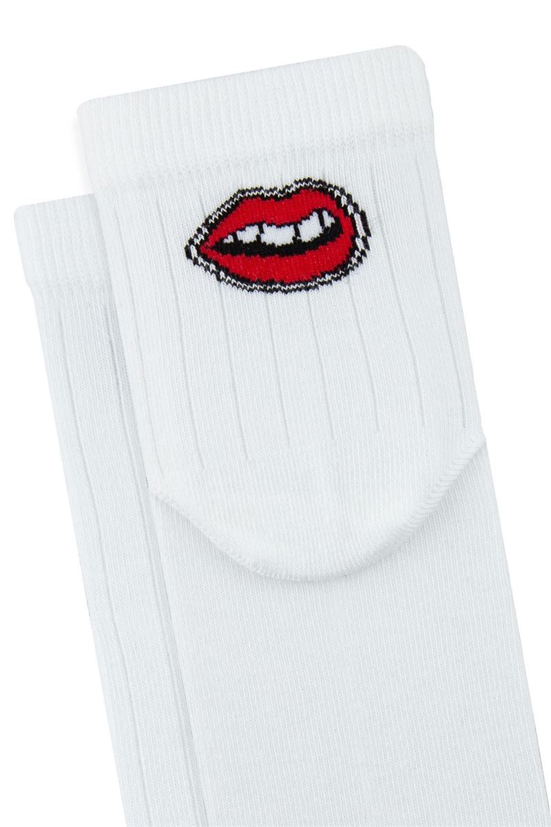 WOMEN RED MID-CALF SOCKS ASORTY